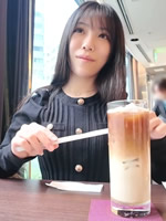 初撮り 20歳/147cm/38kg 美容ガク生